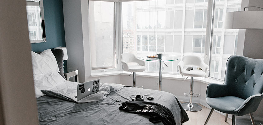 CCB_CommunityHero_11262019_Hotel-Macbook