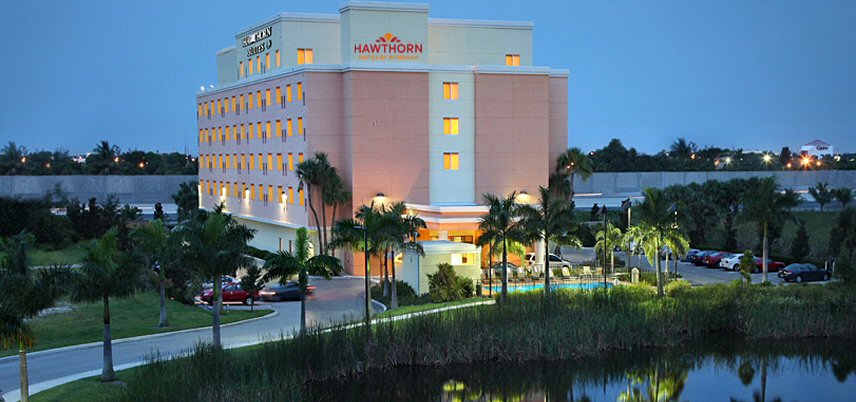 exterior of Hawthorn Suites in West Palm Beach