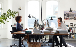 VoiceEdge® Cloud PBX Phone | Comcast Business
